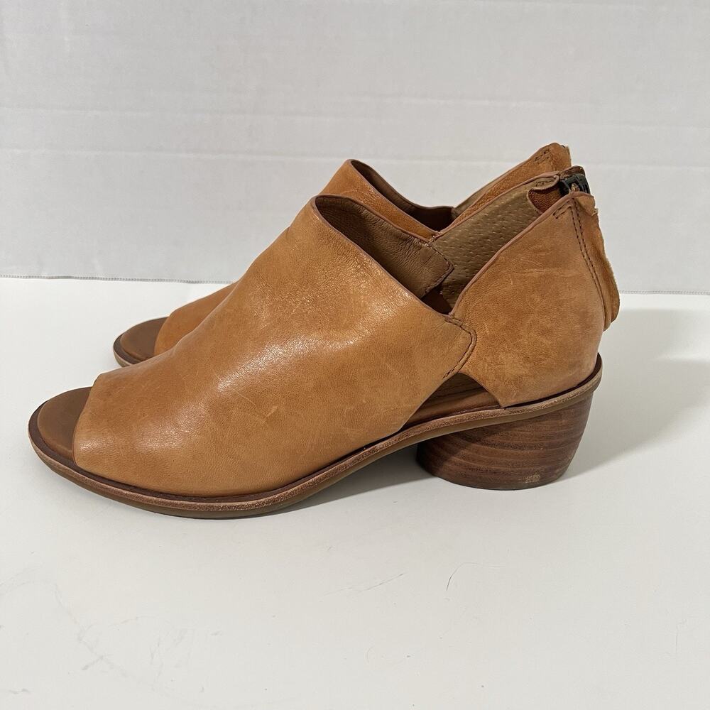 Sofft Carleigh Leather Peep Toe Booties Size 9 Luggage Tan Shoes Comfort - Picture 3 of 8